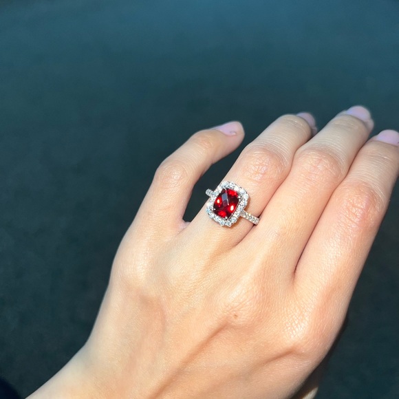 Diamond ring - Picture 4 of 8